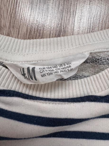 Krásny pulovrík, h&m,140