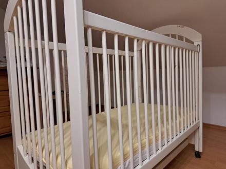 Detská postieľka so sťahovacou bočnicou, šírka (cm): 70,dĺžka (cm): 140