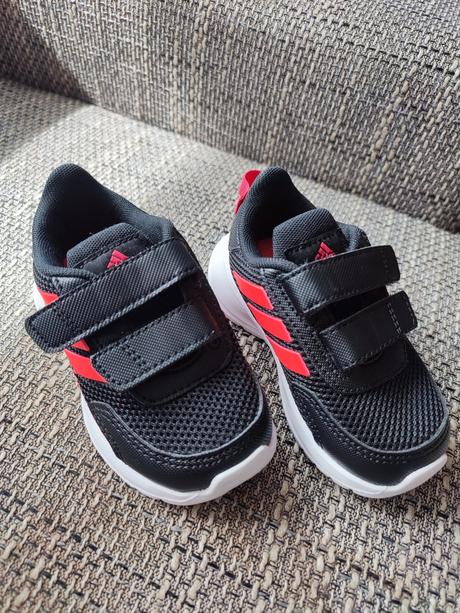 Adidas tenisky 21, adidas,21