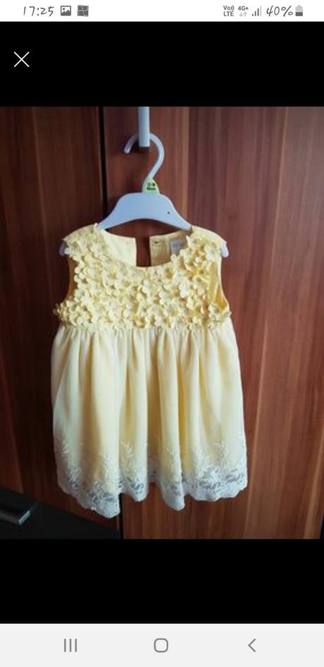 Šatočky s čipkou, 86