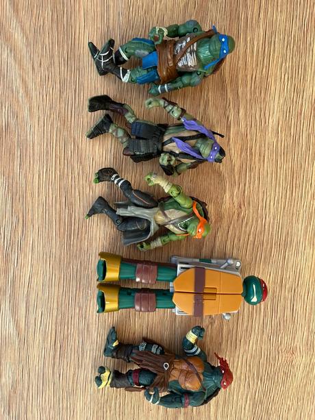 Predam ninja figurky, 