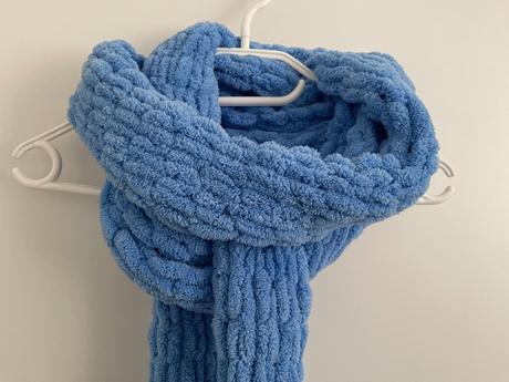 Handmade dlhý šál z puffy vlny,