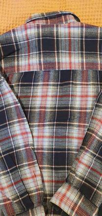 Predám flanelovú košeľu, 146