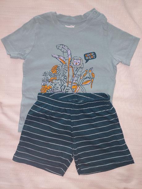 Krátke pyžamo, lupilu,86