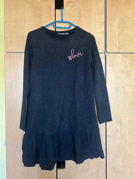 Trblietavé šaty, pepperts,146