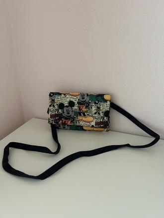 Crossbody kabelka,