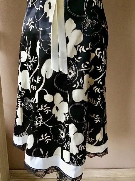 Saténové šaty s trblietkami you you, 38