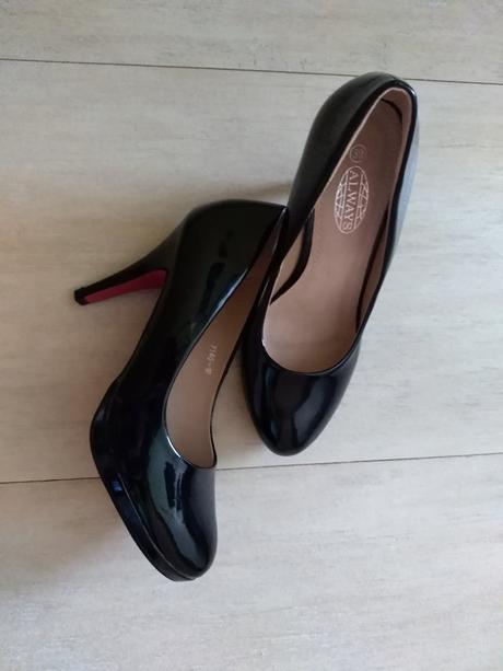 Lakované lodičky, 39