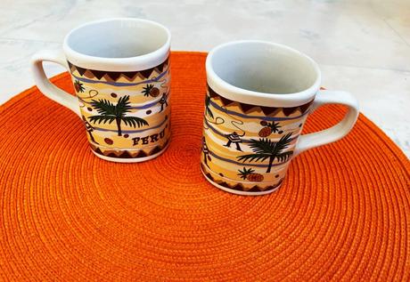 Porcelánové etno hrnčeky, 