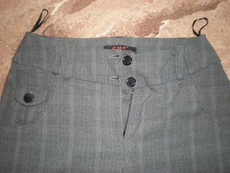 Kárované 3/4 nohavice, s