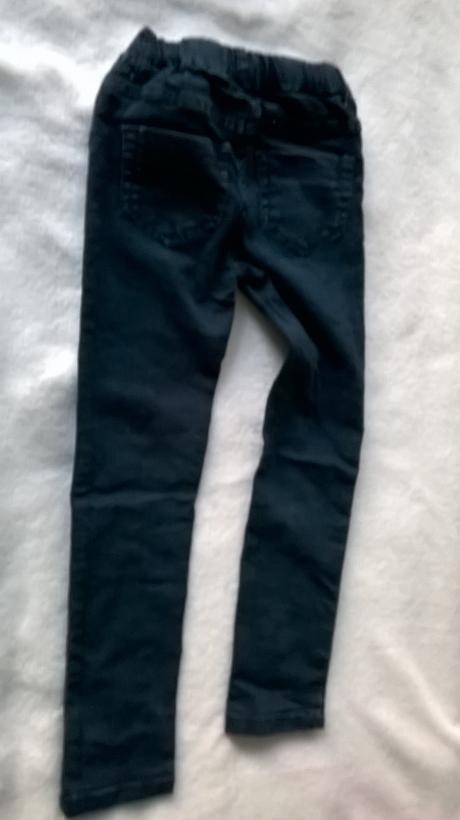 Úzke dievčenské rifle losan, losan,116