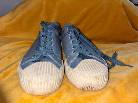 Tenisky, reserved,37