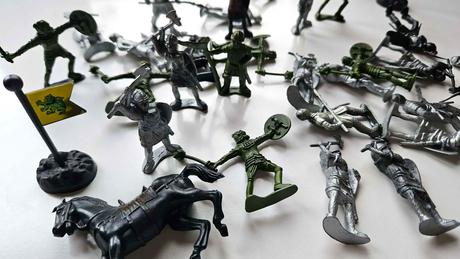 Vojaci figúrky na hranie, 32 ks, 