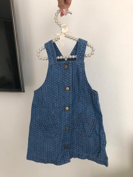 Riflové šaty na traky, 86