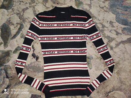 Sveter, clockhouse,164