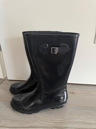 Next gumáky, next,37