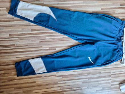 Pánska suprava, nike,s