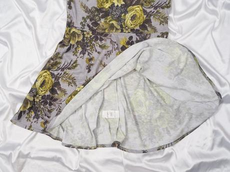 Kvalitné letné šat miso, 42