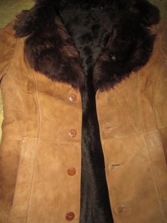Veľmi teplý zachovalý pravý kožuch z jelenice, l
