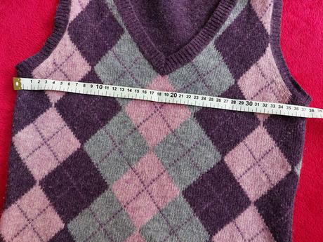 Rozpredávam svoje vesty s-m, new yorker,m