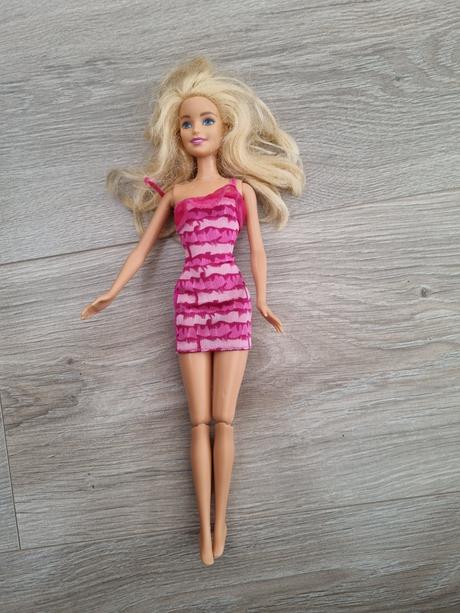 Barbie,