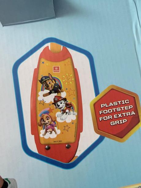 Disney kolobežka paw patrol, hot wheels,