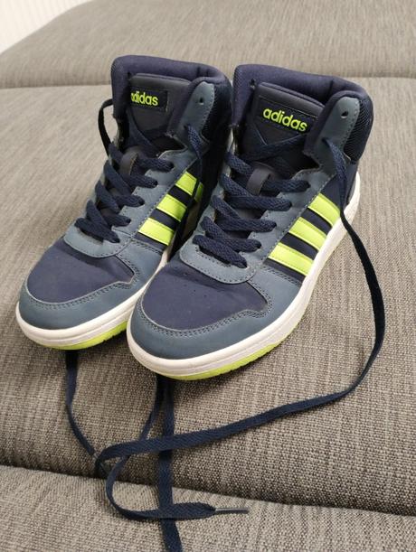 Členkové tenisky v top stave, adidas,37