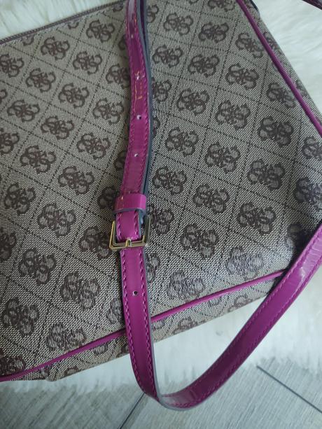 Kabelka guess, guess