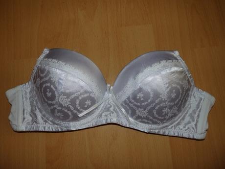 Biela push-up podprsenka, 75a