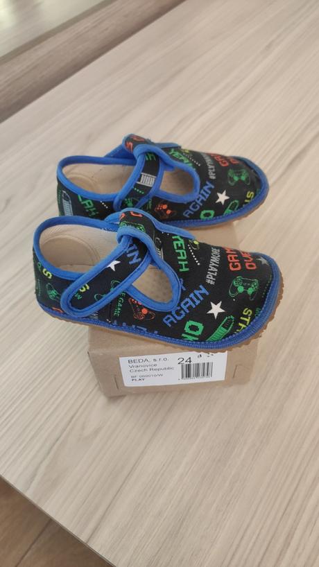 Papučky beda, beda,24