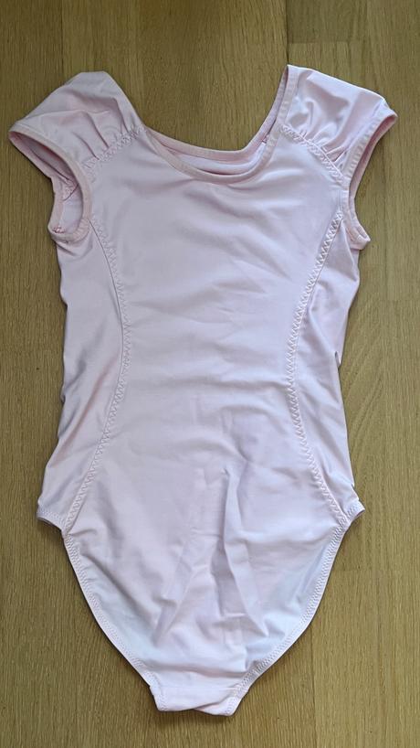 Dievčenský dres na gymnastiku so sukňou, 140