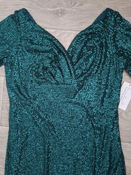 Nové plesové šaty velk.42, 42