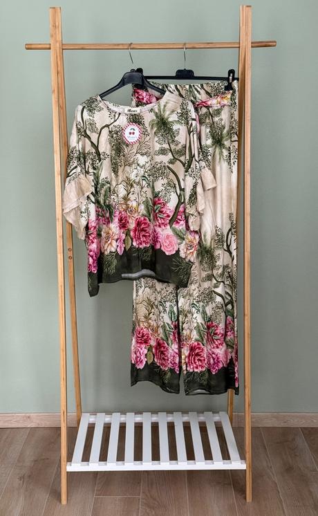 Dvojdielny set s kvetinkami, 