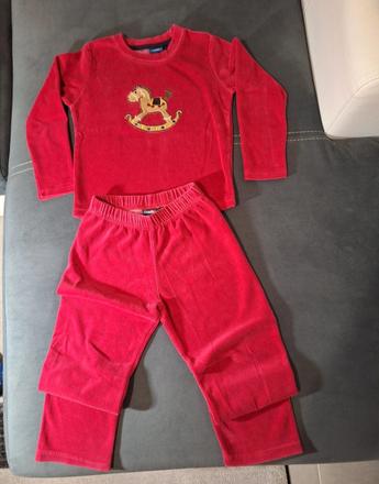 Teplé pyžamko 110-116, lupilu,110