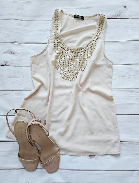 Pekná zaujímavá blúzka, m