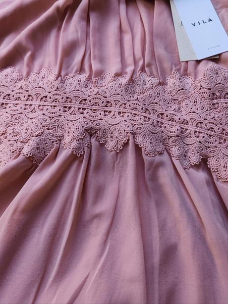 Spoločenské šaty vila, 38