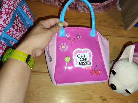 Chi chi love v kabelke, 