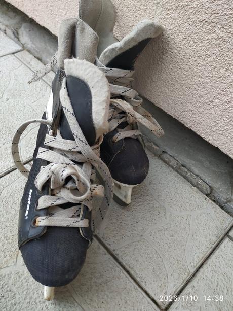 Chlapčenské korčule, botas,34