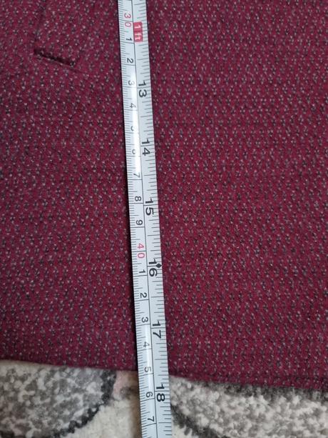 B2049 šaty, lupilu,86