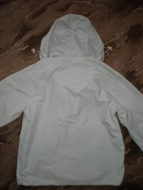 Svetlomodrá bunda, s