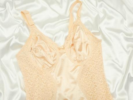 Kvalitné béžové body naturana, naturana,85b