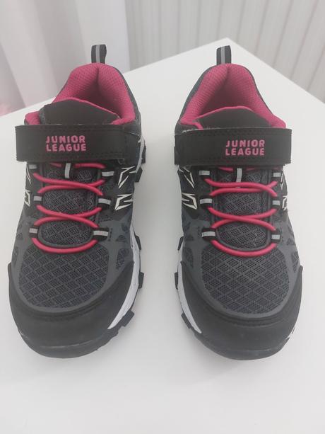 Dievčenské trekové tenisky, 30