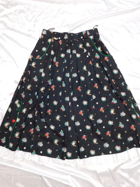 Kvalitna trachten sukna ku kroju, 40