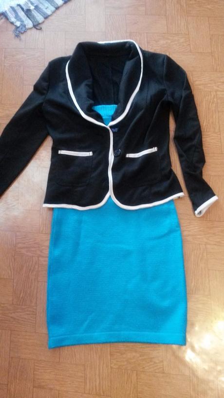 Šaty zimné bez rukávov, m