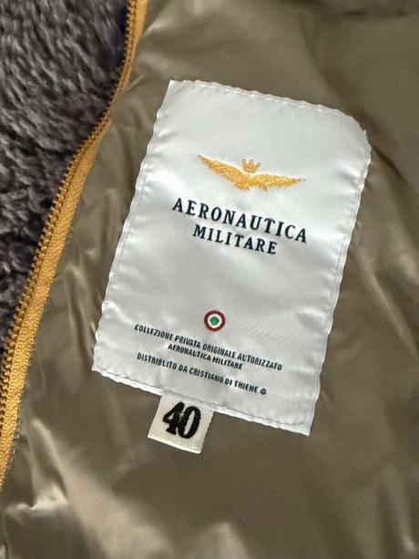 Teplá vesta aeronautica militare, xs