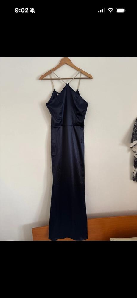 Nadherne luxusne saty, 38