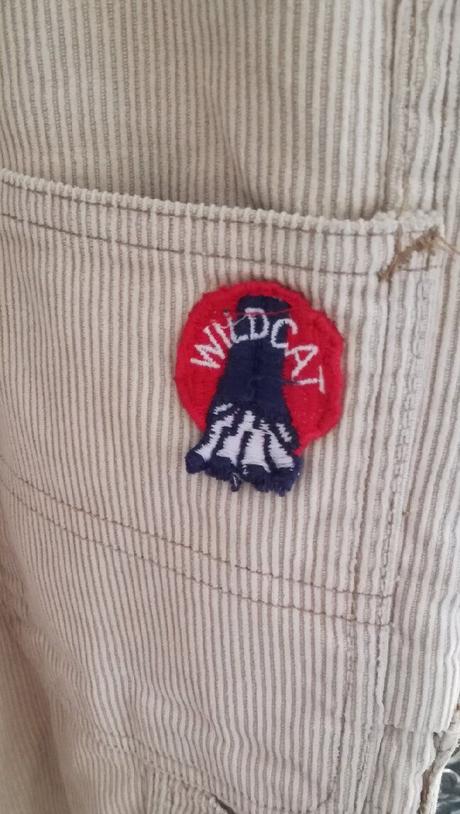 Wildcat menčestrové nohavice na traky vel.s/m, s