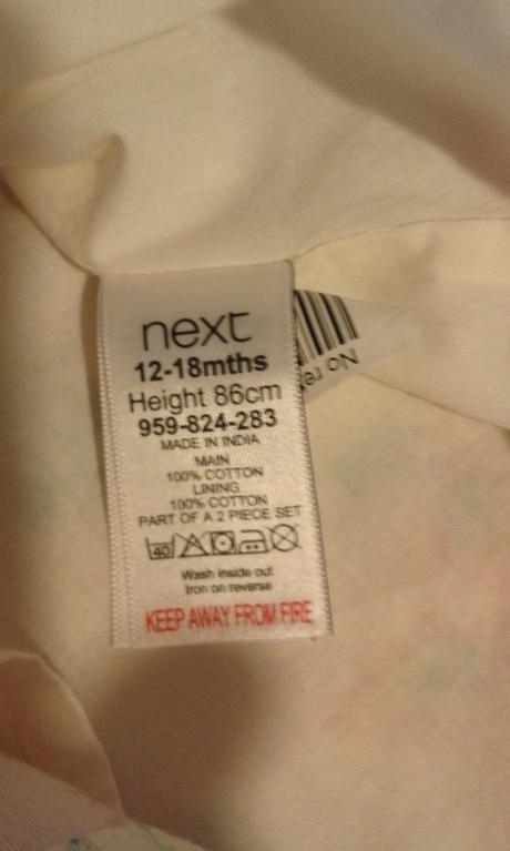 Letné ľahké šatočky s kvietkami zn. next, next,86