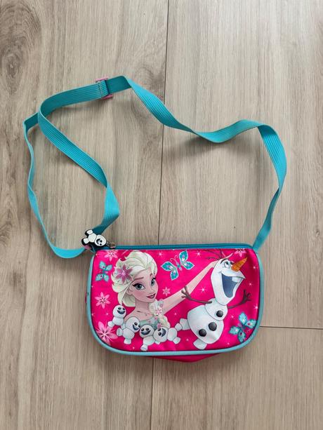 Kabelka frozen, 