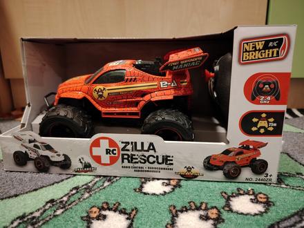 Autíčko na diaľkové ovládanie,